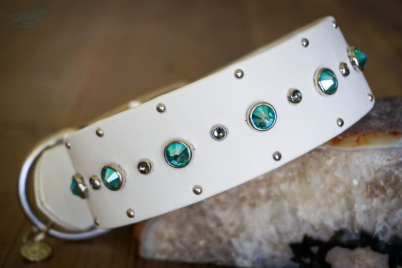 SHASTA 1.5" Crystal Studded Buckle Collar - Image 7