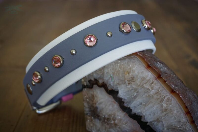 TOFINO 1.5" Crystal Studded Buckle Collar - Image 7
